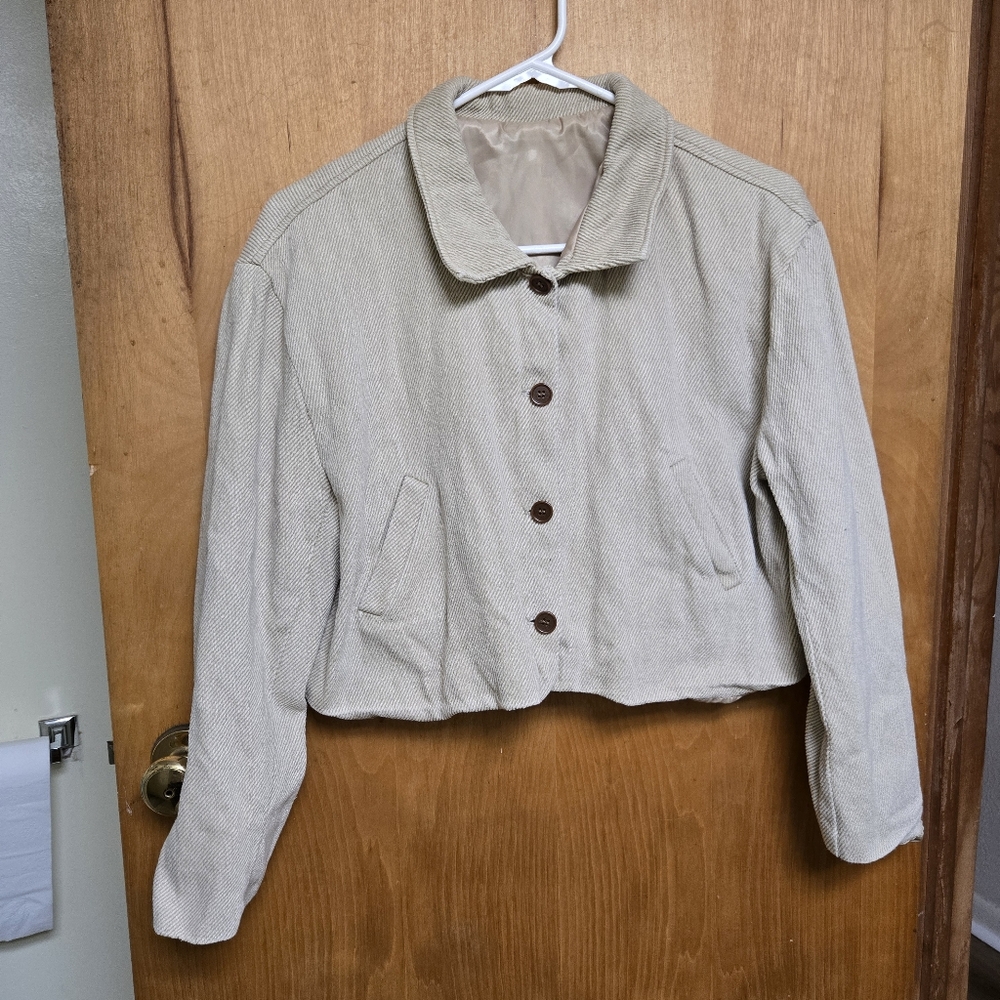 Women's Cream Button Crop Jacket
